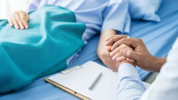 Жылына 12 мың адам көз жұмады: Қазақстанда обырға шалдыққандар көбейді