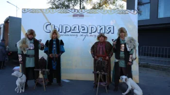 Аудан дихандары Сыр еліндегі ғасырлық мерейтой, қала күні мен "Алтын күз-2025" жәрмеңкесіне сүбелі үлес қосты