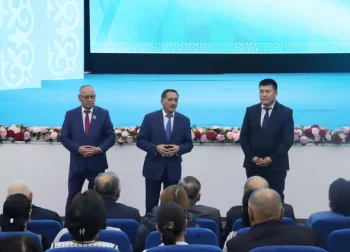 НАҒИ ІЛИЯСОВ ПЕН ШАҒАН АУЫЛЫНДА ЕСЕПТІ КЕЗДЕСУЛЕР ӨТТІ